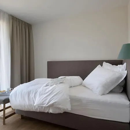 Reetdorf Geltinger Birk Atelierhaus Strandwall Holiday home *