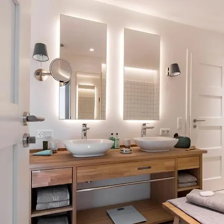 Reetdorf Geltinger Birk Atelierhaus Strandwall * Nieby (Nieby, Schleswig-Flensburg)