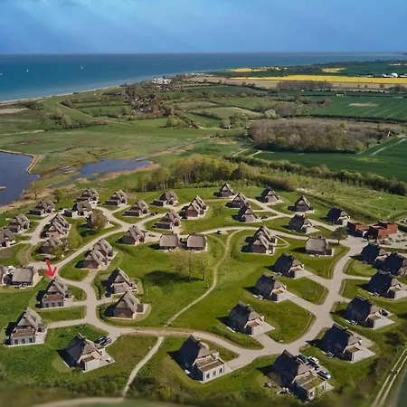 Reetdorf Geltinger Birk Atelierhaus Strandwall Holiday home Nieby (Nieby, Schleswig-Flensburg)